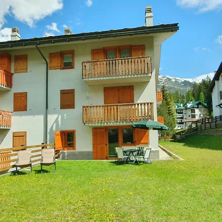 La Casa Di Matilde - Trilocale Vicinissimo Alle Piste Da Sci アパート ラ・トゥイール